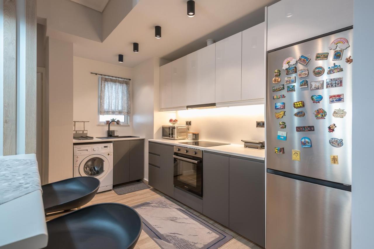 Comfy And Modern Apartment Athene Buitenkant foto