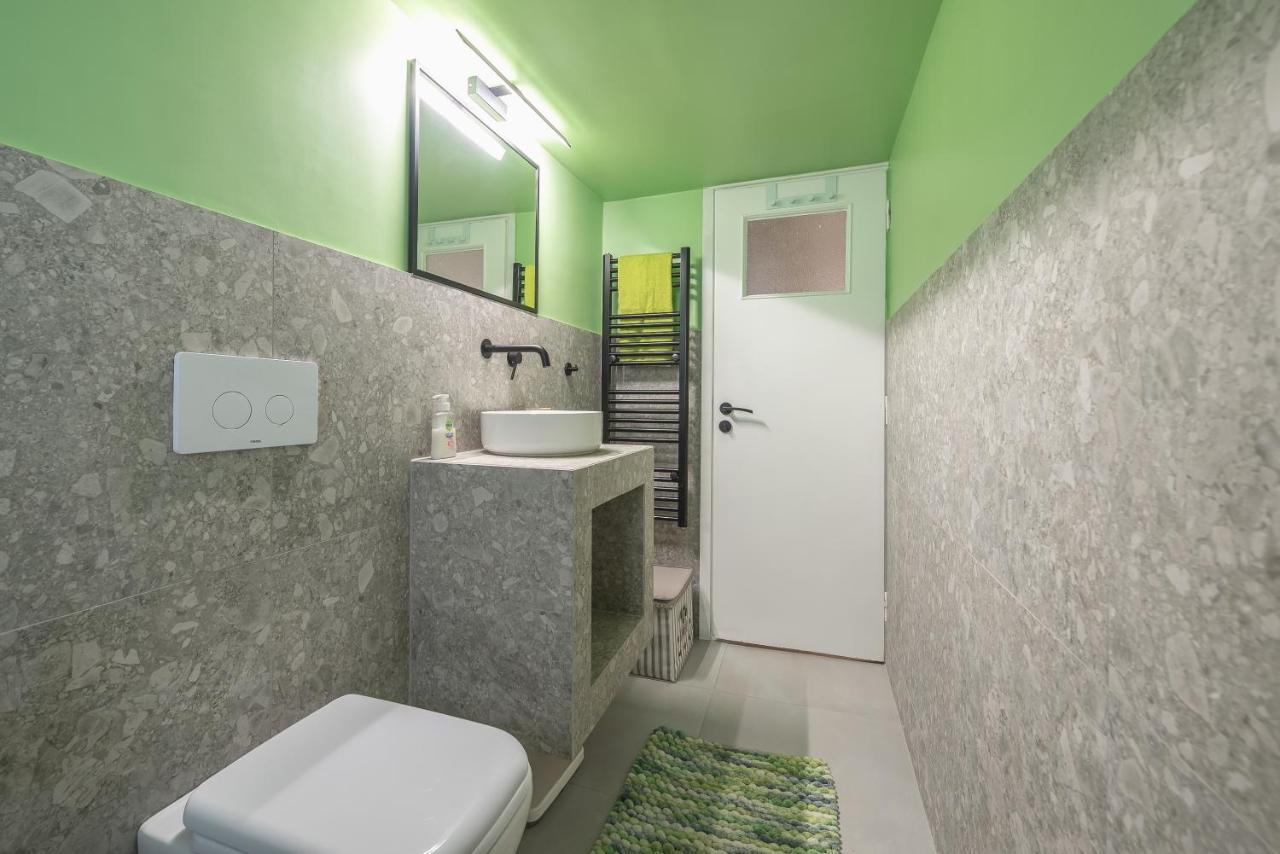 Comfy And Modern Apartment Athene Buitenkant foto