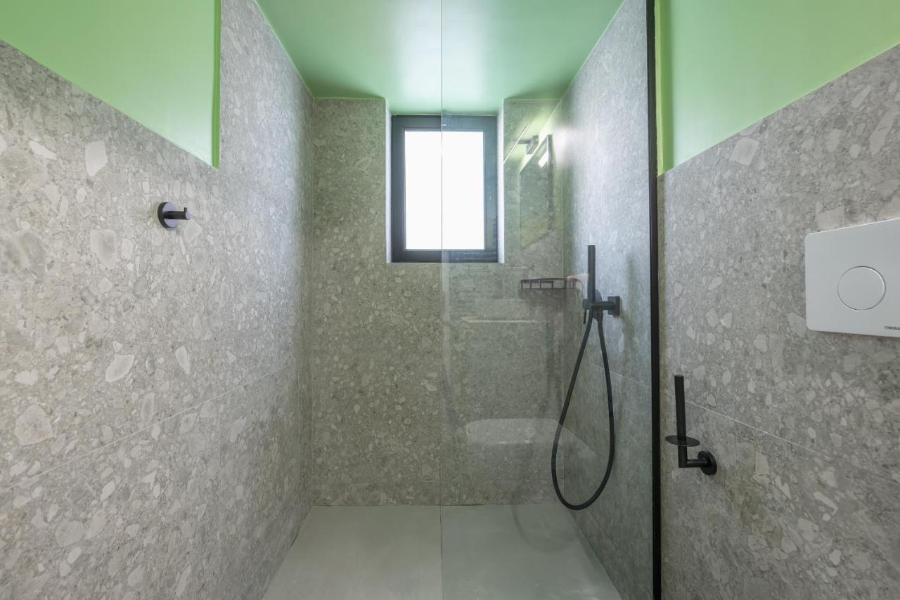 Comfy And Modern Apartment Athene Buitenkant foto