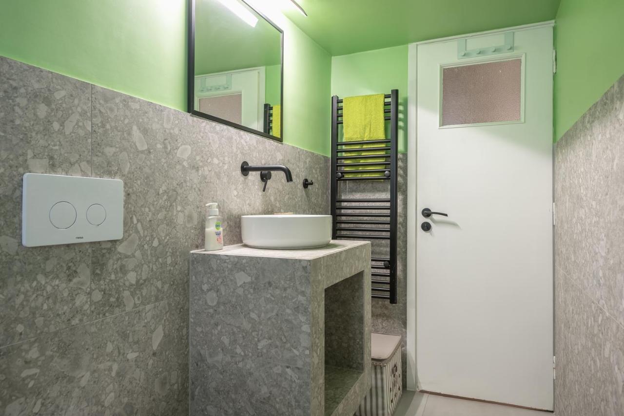 Comfy And Modern Apartment Athene Buitenkant foto